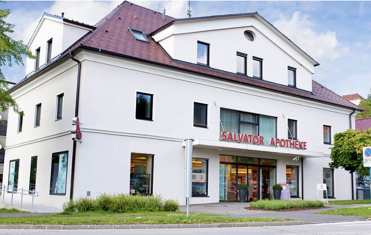 Salvator-Apotheke Logo